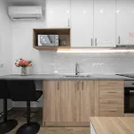 Apartamento V6 Penthouse, Nilie Hospitality Mgmt *