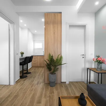 V6 Penthouse, Nilie Hospitality Mgmt *