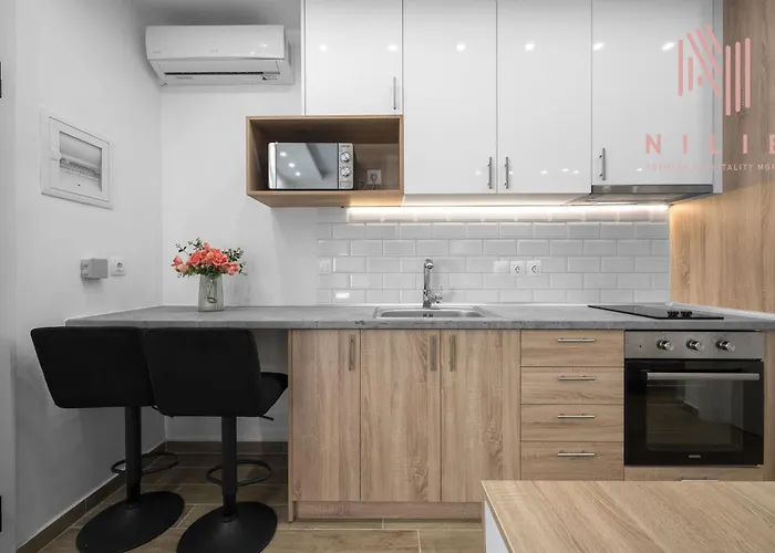 Apartment V6 Penthouse, Nilie Hospitality Mgmt *